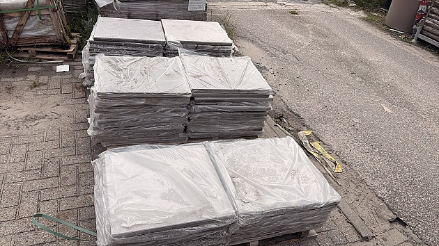Restpartij Almere: ca.23,74m2 LuxaCoat 60x60x3 cm Light Grey