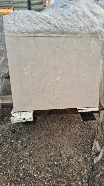 Restpartij Edam: 6.84 m2 Actietegel Keramiek op Beton 60x60x4 cm Bellariva Beige