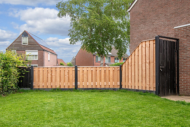 Tuindeurkozijn Jwoods Zwart Grenen met aanslaglat, max. 150 cm breed