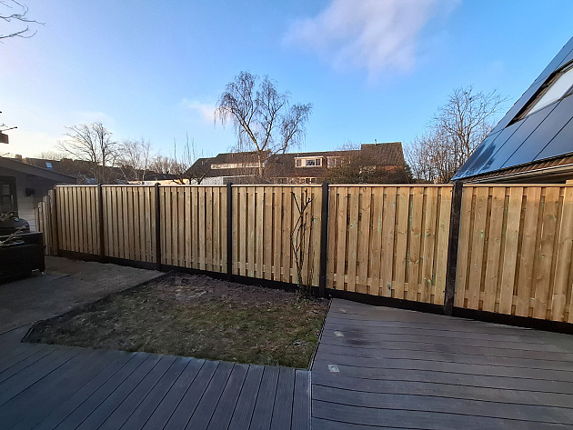 33907 beton tussenpaal 10x10x280 cm zwart gecoat tbv scherm 180 435452