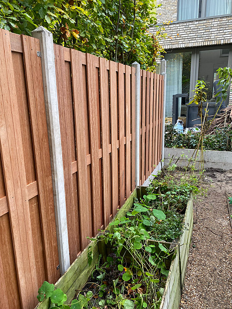 33920 beton tussenpaal 10x10x280 cm grijs tbv scherm 180 260324