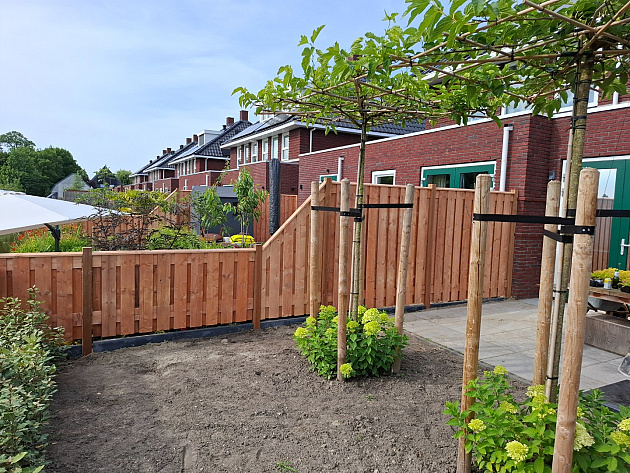 Tuinscherm Zwarte Woud geschaafd onbehandeld Douglashout 21-planks 180x90 cm