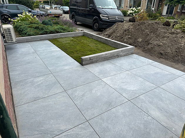 Actietegel Keramiek op Beton 90x90x4 cm Slate Design Grey