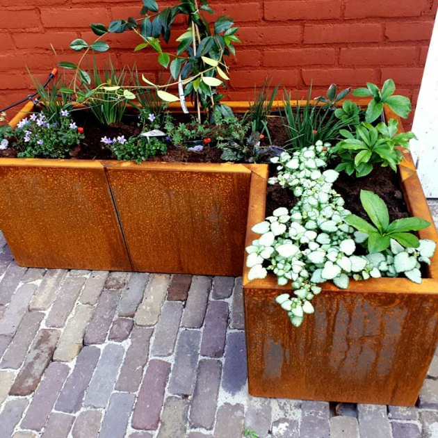 Cortenstaal L-vormige plantenbak Kansas 40, 120x80x40 cm met bodemplaat