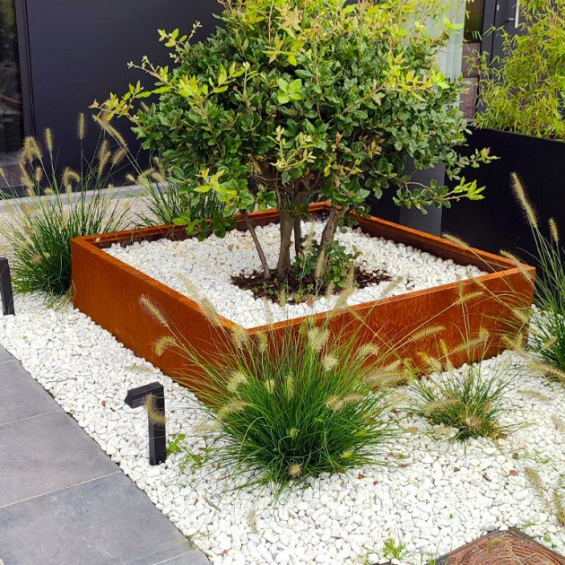 Cortenstaal vierkante plantenbak Miami 120x120x80 cm met bodemplaat