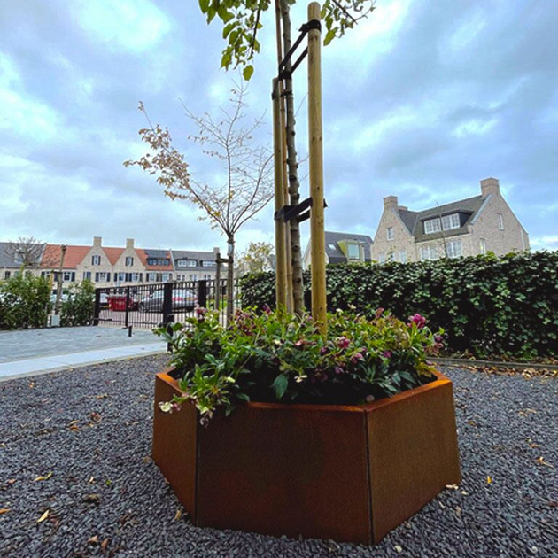 Cortenstaal zeshoekige plantenbak Denver 30, 59,3x52x40 cm met bodemplaat