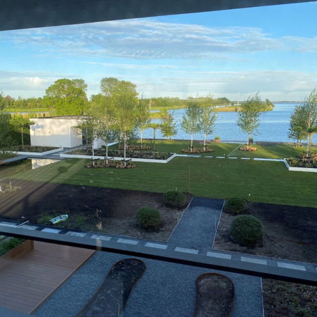 Gepoedercoat staal keerwand recht 200x20x30 cm zwart