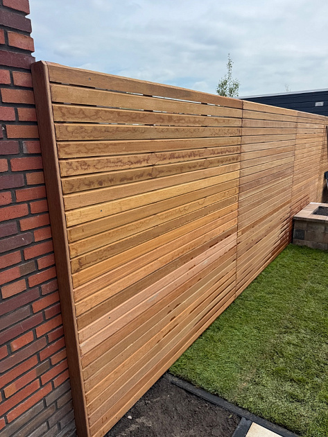 Rhombus scherm Wichmond geschaafd onbehandeld bangkiraihout 26-planks 180x180 cm