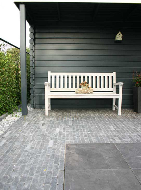 Antique Bluestone Vietnamese Waalformaat 20x5x5 cm Getrommeld