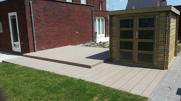 Restpartij Edam : Composiet Vlonderplank 3x26x400 cm Beige
