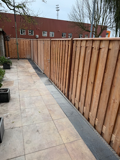 Hardhouten Geschaafde paal 8,5x8,5x300 cm