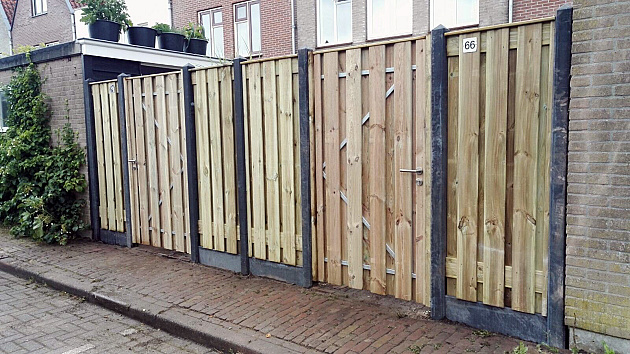 Grenen Tuindeur Recht op verstelbaar stalen frame 120x180 cm