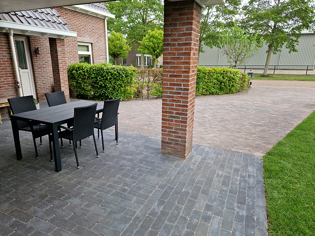 Stonique Tommel Longstone 31,5x10,5x7 cm Antraciet