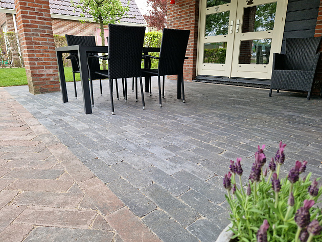 Stonique Tommel Longstone 31,5x10,5x7 cm Antraciet