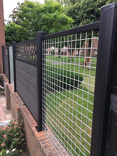 Unique Composiet Tuinscherm Trellis Diagonaal Antraciet 170x187 cm