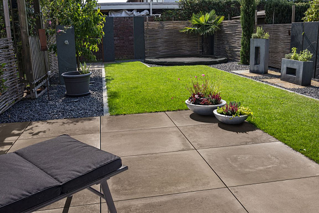 Restpartij Almere: ca. 14,4m2 Keramische Tegel 'TRE' Concrete 60x60x3 cm Taupe