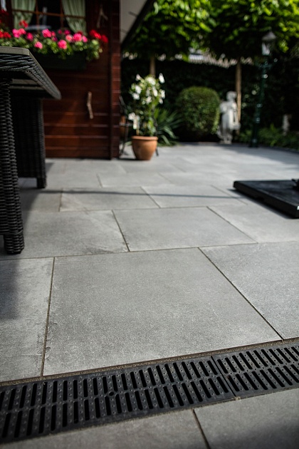Restpartij Zwanenburg: ca. 19,5m2 GeoCeramica® 60x60x4 cm Roccia Carbon