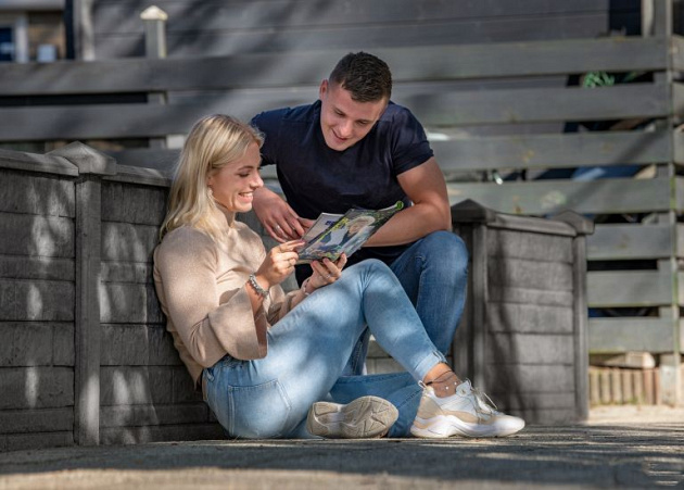 Beton Hekwerk Eindpaal 10x10x145 cm, Zwart gecoat