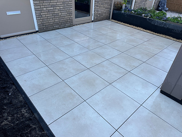 Actietegel Keramiek op Beton 60x60x4 cm Earth Design Light Sand