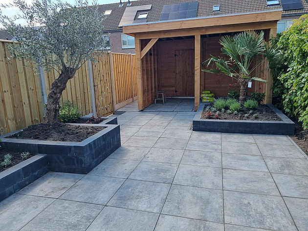 Tuinplavuis 60x60x4cm Vellema