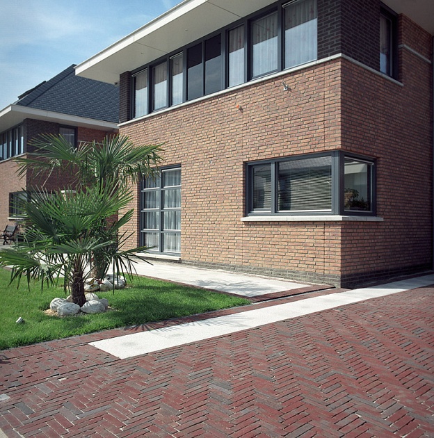 Gebakken Actieklinkers Waalformaat 20x4,8x6 cm Oud Volendam (nog 22,44 m2 in voorraad Edam)