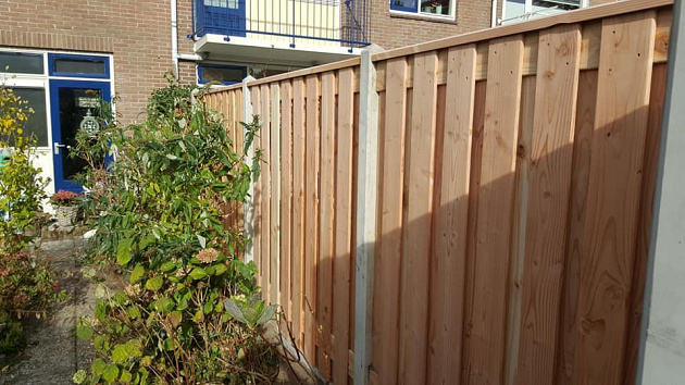 63887 jwoods tuinscherm red wood 19 planks afbouw rechts 180 90x180 cm geschaafd 91602