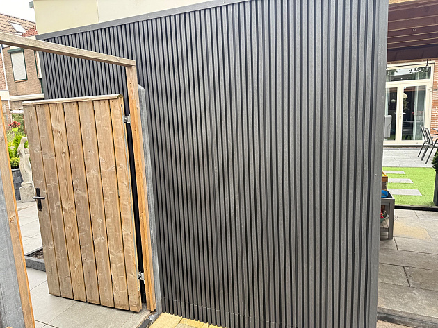 NeoFacade Wandbekleding en Gevelbekleding Rhombus Profiel 2,6x21,7x230 cm Smoke