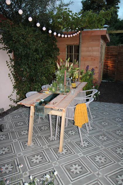 6441 geoceramica 60x60x4 cm concreet flower decorate 44140