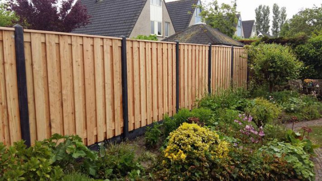 Restpartij Schagen: 4 stuks Douglas fijnbezaagd plankenscherm 19-planks 15 mm, 180 x 180 cm t.b.v. b