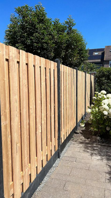 Restpartij Schagen: 4 stuks Douglas fijnbezaagd plankenscherm 19-planks 15 mm, 180 x 180 cm t.b.v. b