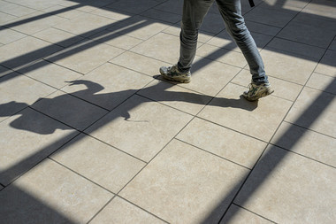 Actietegel Keramiek op beton 60x60x6 cm Landstone Clay