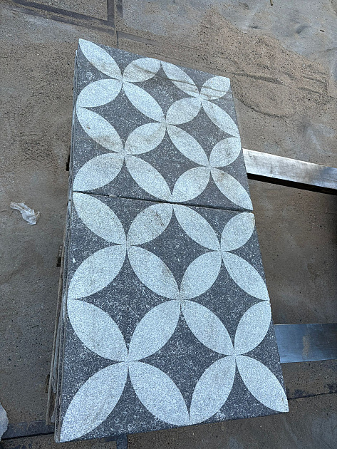 Restpartij Schagen: 4 stuks GeoProArte Design 60x60x4 cm Belgian Blue Dark Grey Flower