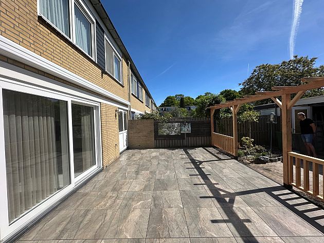 Restpartij Zwanenburg: ca. 5m2 GeoCeramica Pointer 60x60x4 cm Bresscia Taupe