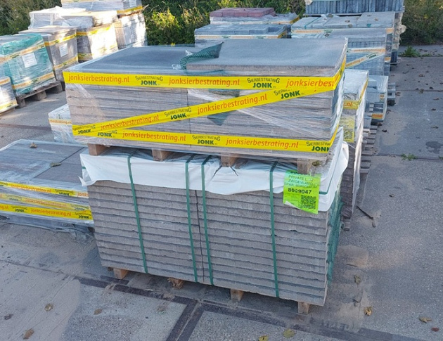 Restpartij Zwanenburg: ca. 14m2 Smooth Velvet 60x60x4 cm Denver