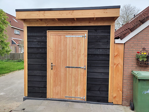 JWOODS Douglas Schuur 250x200 cm, Geschaafd met Zweeds Rabat Zwart