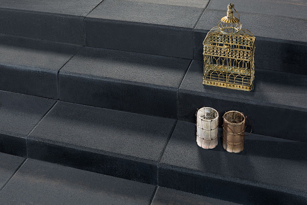 Traptrede Indus 60x30x15 cm Black