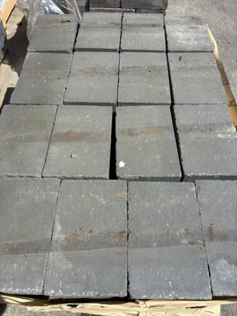 Restpartij Schagen: 8,64m2 Abbeystones 20x30x6 cm Nero