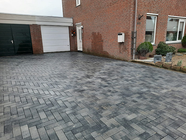 8296 longstone opritsteen 31 5x10 5x7 cm grijs zwart 153258