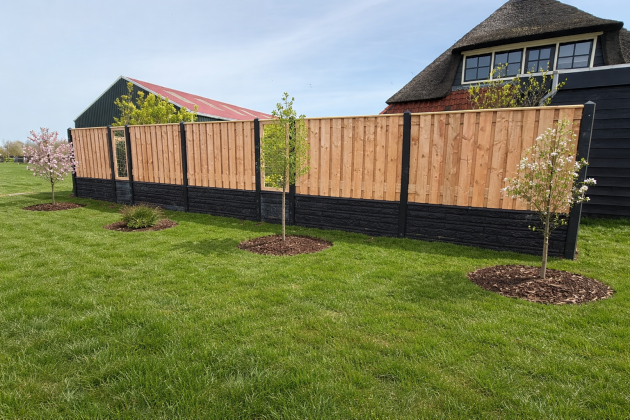 8412 jwoods tuinscherm red wood 19 planks 180x130 cm geschaafd 561583