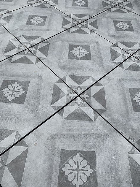 Geoceramica 60x60x4 cm ConCreet Symbol Block Smoke