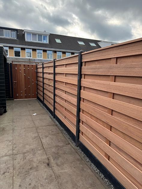 Tuinscherm geschaafd onbehandeld hardhout 18-planks 180x180 cm