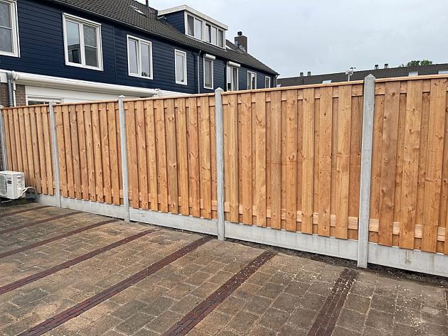 24520 jwoods tuinscherm red wood 19 planks 180x180 cm geschaafd 368215