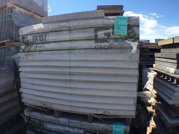 Restpartij Almere 80m2 Abbeystones  6 cm Ivory met deklaag