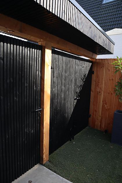 36886 jwoods vuren triple profiel plank 2 2x14x300 cm zwart gespoten 427961