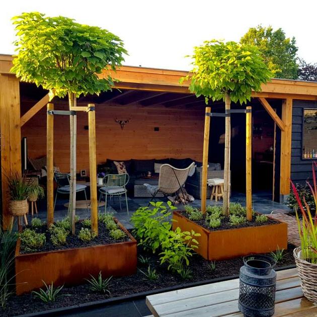 Cortenstaal vierkante plantenbak Miami 120x120x60 met bodemplaat