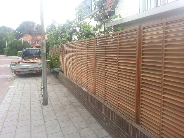 Hardhouten Lamellenscherm Louvre 180x180 cm