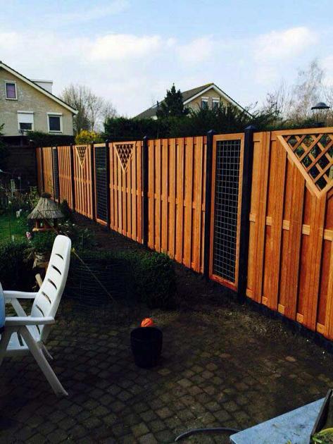 Hardhouten Tuinscherm Recht Verticaal met V-ruit 180x180 cm
