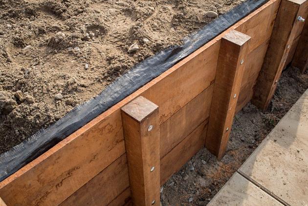 Hardhouten Beschoeiingsschot 40mm 60x250cm