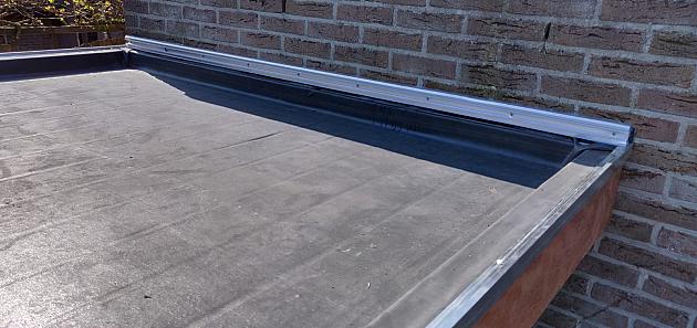 EPDM dakbedekking folie + toebehoren tbv 300x300cm modellen
