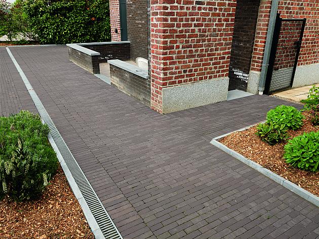 ACO Slimline Watergoot Aluminium